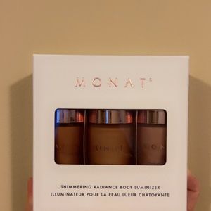 ✨MONAT LIMITED EDITION SIMMERING BODY LUMINZER✨
